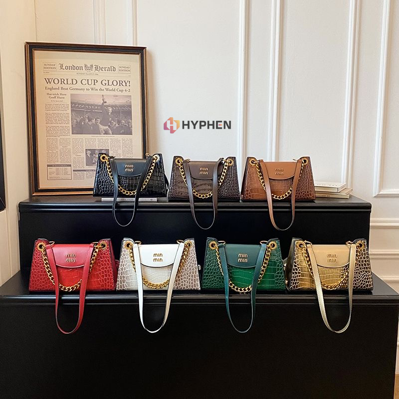 Exquisite Retro Bag 2026